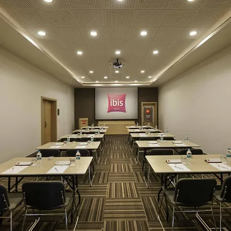 Ibis Esenyurt Стамбул