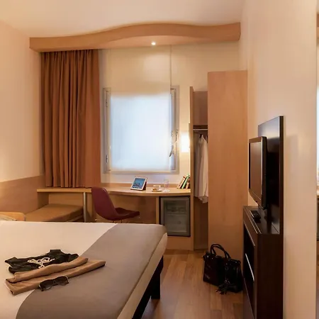 Ibis Esenyurt Hotel 3*